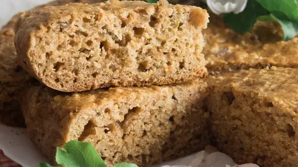 Овсяной пирог с яблоками: рецепт полезного десерта