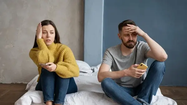 Если мужчина говорит эти 11 фраз, он вам не доверяет