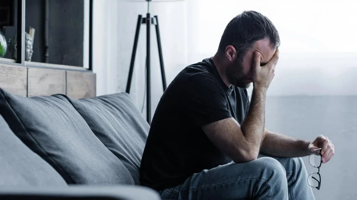 Вы делаете это каждый вечер: 8 привычек, которые делают людей несчастными