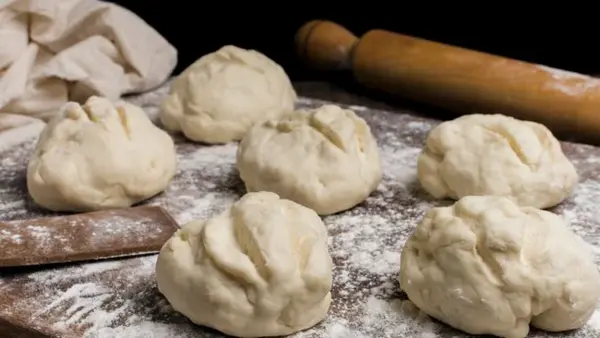 Не выбрасывайте остатки теста: вот что из них можно приготовить