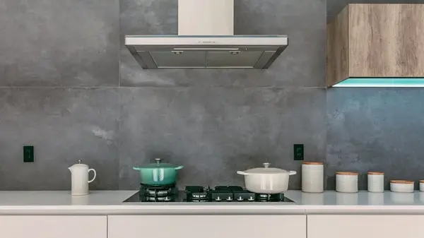 Как убрать влажность и сырость на кухне зимой: 3 простых шага, которые работают