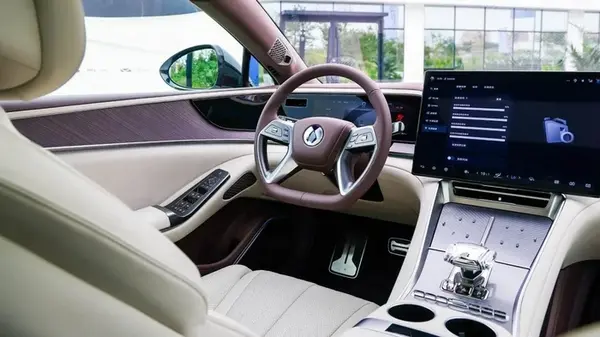 Какие авто станут хитами в 2026 году: эксперты обозначили ключевые премьеры