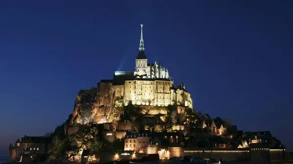 Хайпуют заслуженно: эксперт назвал 5 захватывающих туристических локаций в Европе