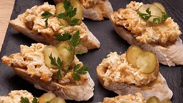 Закуска «Разноцветная»: рецепт вкусной намазки