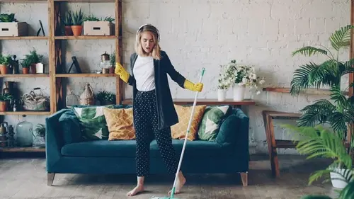 Ведро воды плюс 2 чайные ложки специи — и ваш дом сияет и пахнет праздником без химии