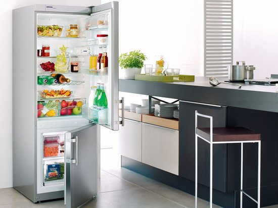 Что лучше холодильник LG или Samsung?