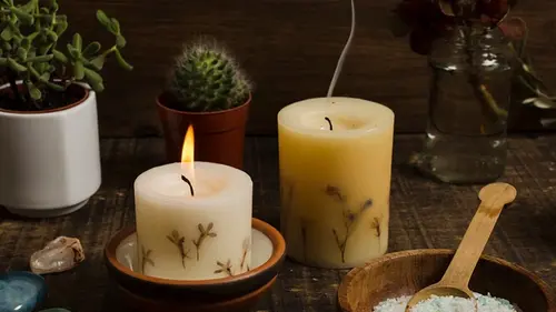 Как можно использовать остатки воска от свечей — 7 интересных способов