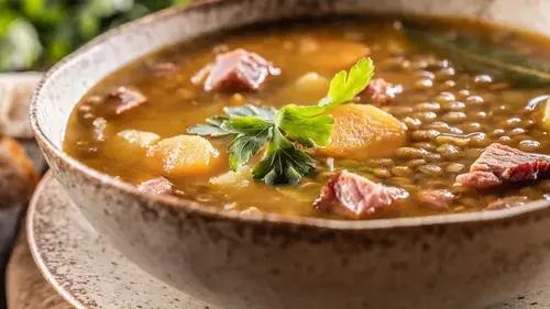 Суп из чечевицы с мясом: рецепт полезного согревающего блюда