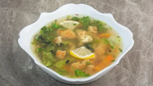 Рецепт сливочной ухи с лососем, которая поражает вкусом с первой ложки