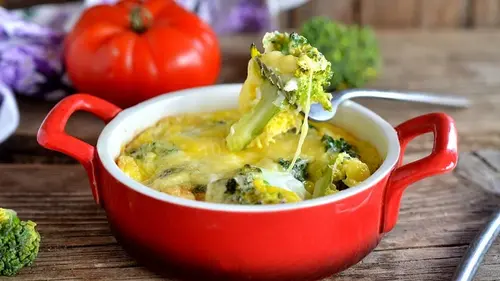 Ваша семья полюбит этот овощ: идеальный рецепт хрустящей брокколи с сыром за 10 минут