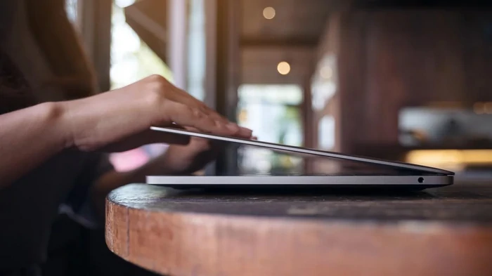 Эксперты объяснили, можно ли просто закрывать ноутбук без выключения