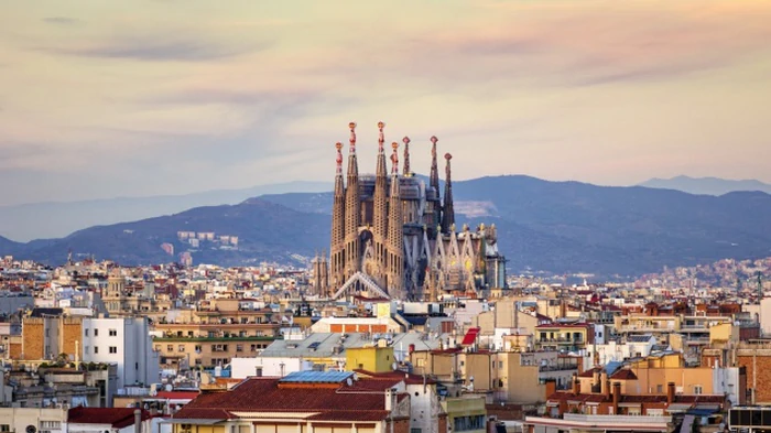 Туристам рассказали, можно ли бюджетно отдохнуть в Барселоне