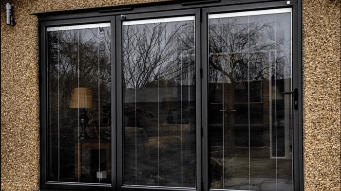 Этим средством нужно один раз натереть окна: больше не будут «потеть» и «плакать»