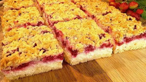 Этот рецепт тертого пирога выпрашивали все: он буквально тает во рту