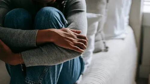 Скрытая ловушка ума: психологи объяснили, почему мы оправдываем плохие решения