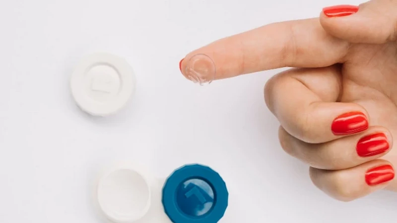 контактні лінзи