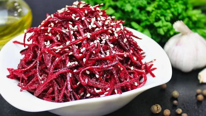Вкуснее свекольного салата не знаю: свекла «По-корейски»