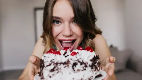 Ешьте десерт в это время, чтобы уменьшить вред для организма