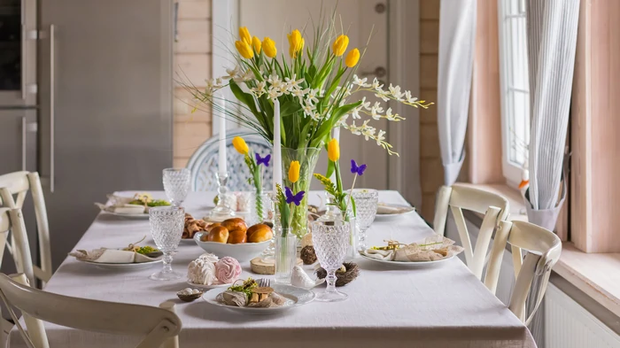 Вещи, которые стоит убрать с кухонного стола перед сном