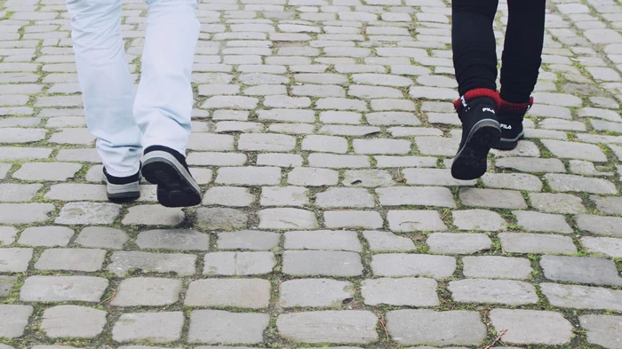 Сколько минут нужно ходить каждый день после 50 лет, чтобы похудеть: ответ тренеров