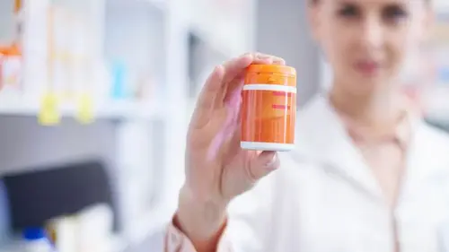 Мало кто знает правду: чем отличаются витамины для мужчин и женщи...