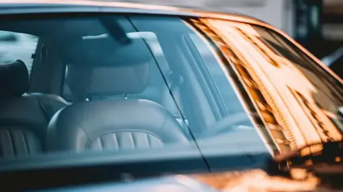 Лобовое стекло остается чистым несколько недель: вот как его нужно вымыть