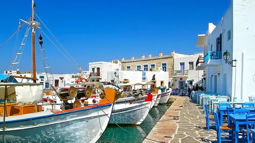 Атмосфера, как на Санторини, но без толп туристов: названы 4 малоизвес...