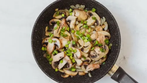 На чем жарить шампиньоны, чтобы они были хрустящие, ароматные и не пус...