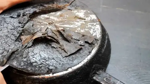 Копеечные способы отчистить кастрюли и сковородки до блеска