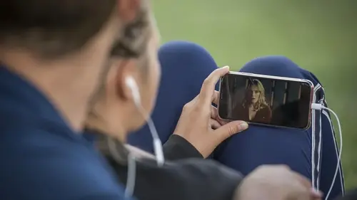 Люди, которые смотрят один и тот же сериал, обладают этими 7 чертами характера, – психолог
