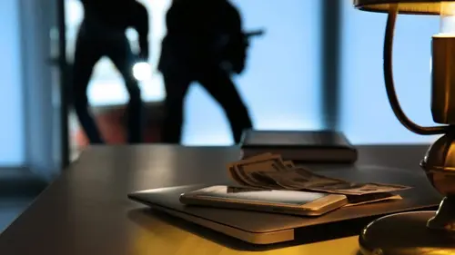Перед тем, как залезть в дом, воры изучают его по Google картам: как о...