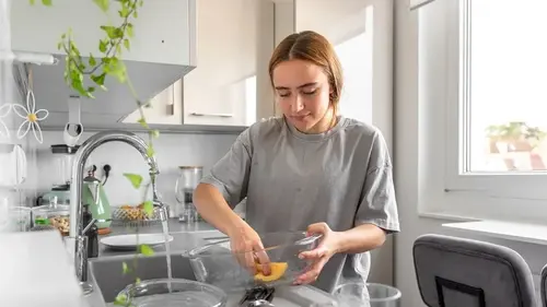 Немецкие хозяйки никогда не ополаскивают посуду после мытья, и во...