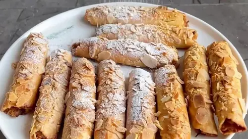 Трубочки с яблоками и миндалем: рецепт ароматной выпечки