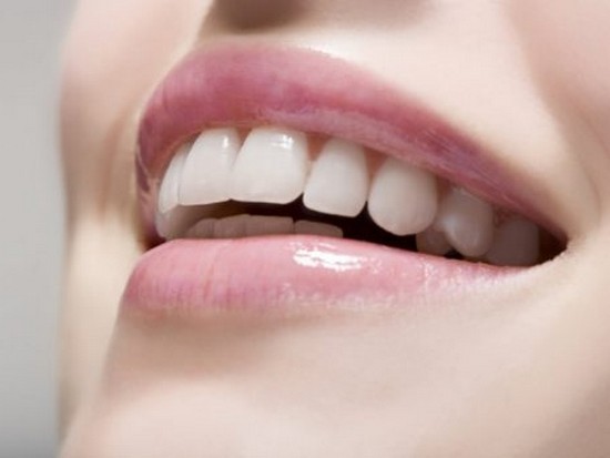Красивая улыбка — здоровые зубы