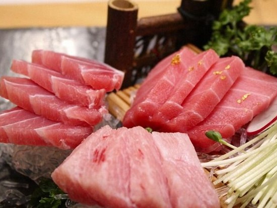 Против анемии и холестерина. Чем и кому полезно мясо тунца