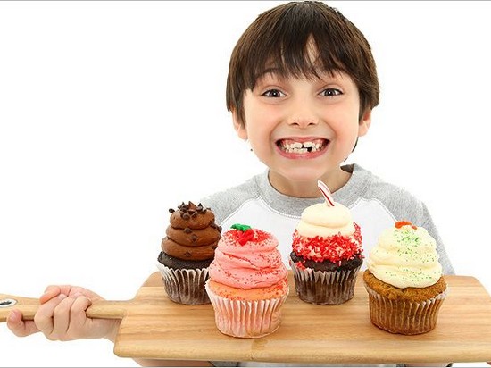 Почему ребёнка нельзя лишать сладкого