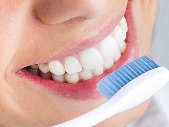 10 ошибок при чистке зубов о которых вы даже не догадывались