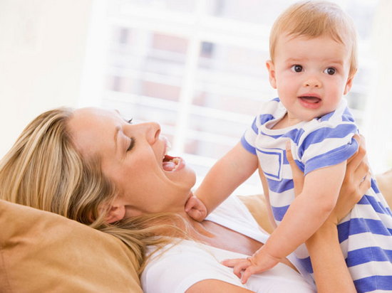 Как отлучить ребенка от груди без стресса?